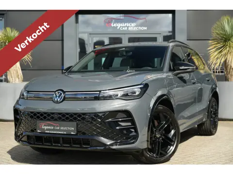 Volkswagen Tiguan 1.5 eHybrid R-Line Edition 204pk Panoramadak/Trekhaak/360Camera