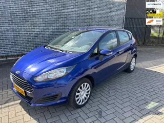 Ford Fiesta 1.0 Style | Navigatie | Airconditioning | NAP | Metallic Lak