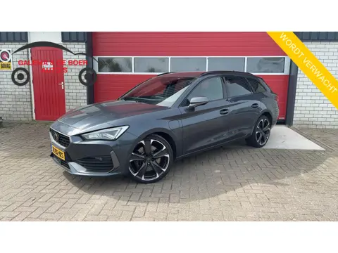 CUPRA Leon Sportstourer 1.4 e-Hybrid VZ Business SOH 95% / SFEER / FULL LED / KEYLESS / STOELVERW / 