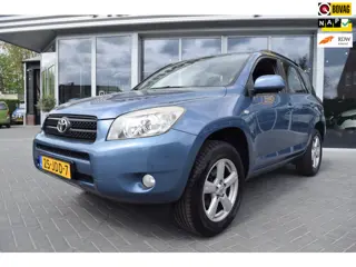 Toyota RAV4 2.0 VVTi Linea Sol