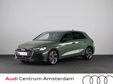 Audi A3 Sportback 45 TFSI e S edition Competition 245pk | Navigatie | Sonos Audio | Keyless | 18 inc