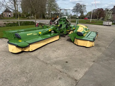 Krone Triple maaier Easycut B 870 CV & 320 CV Kneuzer schijvenmaaier
