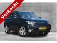 Mitsubishi Outlander 2.0 PHEV Instyle+ | Leer | Navigatie | Schuif-kanteldak | Xenon | NL auto!! | N