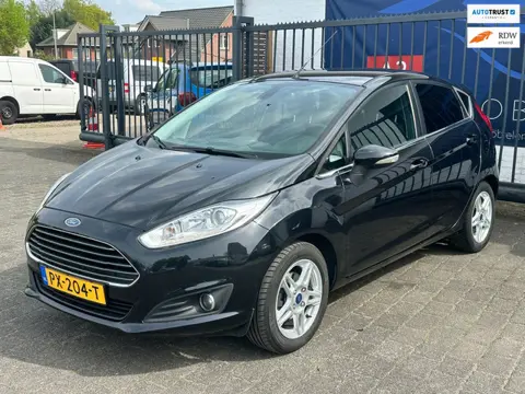 Ford Fiesta 1.25 Titanium / AIRCO / INTERIEURVERLICHTING / BLUETOOTH / LM VELGEN