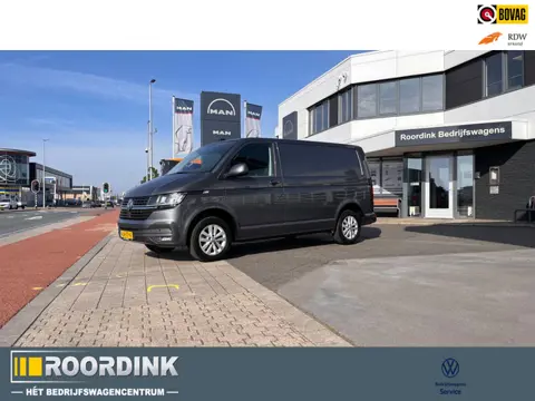 Volkswagen Transporter T6.1 Highline 150 pk DSG - LMV - bumpers in kleur- Alarm