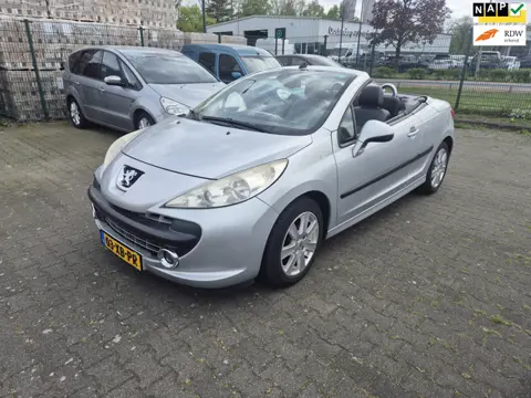 Peugeot 207 CC Peugeot 207 CC 1.6-16V T Féline
