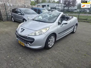 Peugeot 207 CC Peugeot 207 CC 1.6-16V T Féline