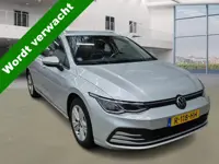 Volkswagen Golf Variant 111PK TSI Life NL-auto / Virtual / Led verl. / Climate control
