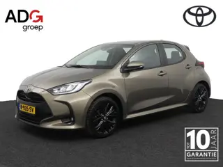Toyota Yaris 1.5 VVT-i Business Plus | Airco | Trekhaak | Navigatie | 17 Inch all-weather |