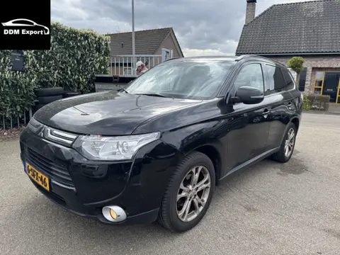 Mitsubishi Outlander 2.0 Intense+ (bj 2013, automaat)