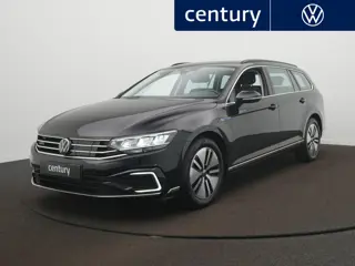 Volkswagen Passat 1.4 TSI PHEV GTE Business Automaat - LED - Navigatie - ErgoComfort-stoel - Camera 