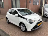 Toyota Aygo 1.0 VVT-i x-play cruise control