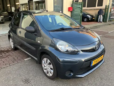 Toyota Aygo 1.0 VVT-i Now airco 2013 nieuwe apk