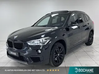BMW X1 sDrive20i High Executive NAVIGATIE | PANORAMADAK | ACHTERUITRIJCAMERA | LEDEREN BEKLEDING