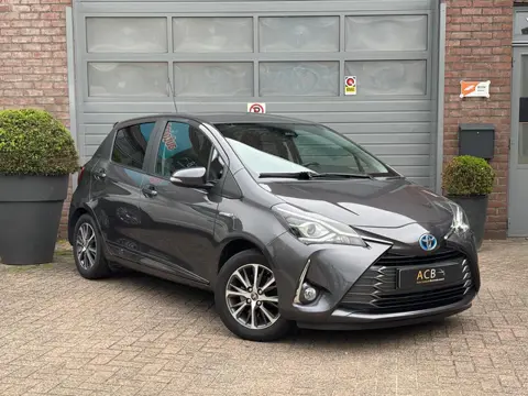 Toyota Yaris 1.5 Hybrid Y20 20 Jaren editie. Automaat.