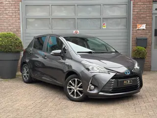Toyota Yaris 1.5 Hybrid Y20 20 Jaren editie. Automaat.