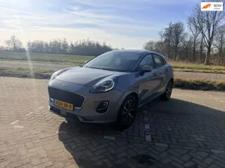 Ford PUMA 1.0 EcoBoost Hybrid Titanium