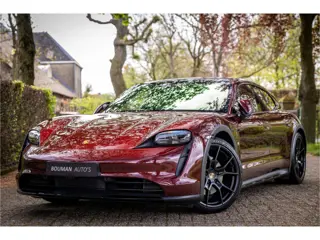 Porsche Taycan Cross Turismo 4 93 kWh Panorama 18-Wegs Stoelventilatie Passenger Display