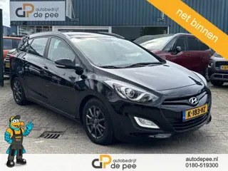 Hyundai i30 Wagon 1.4 GARANTIE/NW KOPPELING/TREKHAAK/AIRCO/NAVI/CAMERA/PDC rijklaarprijs!
