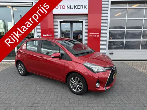 Toyota Yaris 1.3 VVT-i Trend *Met trekhaak!* (bj 2016)