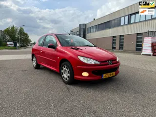 Peugeot 206 1.4. De laatste betrouwbare Peugeot!