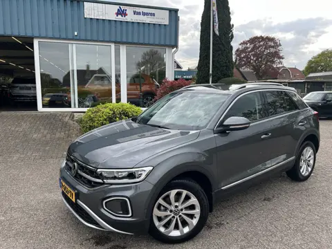 Volkswagen T-Roc 1.5 TSI Style Ned. auto, 5.475Km!!!! eerste eigenaar