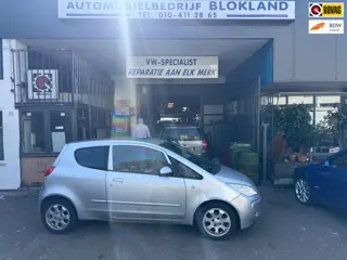 Mitsubishi Colt 1.3 Invite/ Automaat/met beeldscherm, Airco, NAP en een nieuwe APK!!!