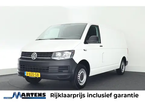 Volkswagen Transporter 2.0 TDI 150pk L2H1 Trendline Trekhaak Airco Bluetooth Bijrijdersbank