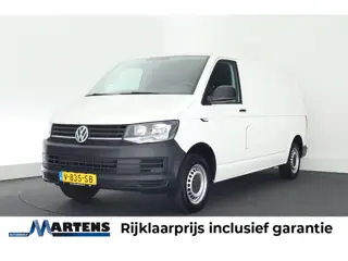 Volkswagen Transporter 2.0 TDI 150pk L2H1 Trendline Trekhaak Airco Bluetooth Bijrijdersbank