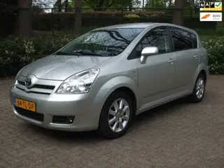 Toyota Verso 1.8 VVT-i Dynamic clima cruise 1e eigenaar 172 dkm NAP zilver