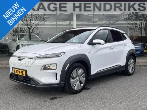 Hyundai Kona EV Fashion Sky 64 kWh | SOH: 96,4% | Dode Hoek Detectie | ACC | Pano | Camera |