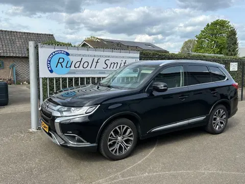 Mitsubishi MITSUBISHI OUTLANDER Grijs kenteken