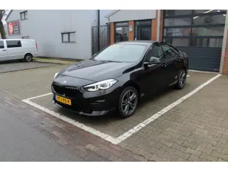 BMW 2 Serie Gran Coupé 220I SPORT LINE GRAN COUPE AUTOMAAT 1 JAAR GARANTIE / GEEN AFLEVERINGS KOSTEN