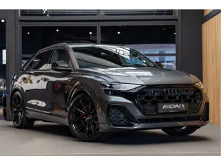 Audi Q8 60 TFSI e Competition Massage Pano B&O Advanced 60 TFSI e quattro Pro Line S Competition .