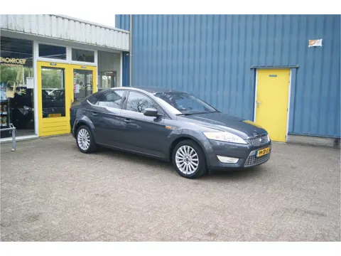 Ford Mondeo 2.0-16V Titanium, Airco/ECC, 146 pk!!, Nieuwe APK!!!