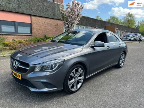 Mercedes-Benz CLA-klasse 180 Ambition Automaat Navi Leder Boekjes N.A.P