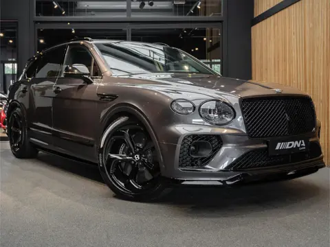 Bentley Bentayga V8 S Keramisch Mulliner Pakket 4.0 V8 S Touring Pakket Pano Sport Uitlaat