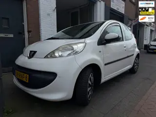 Peugeot 107 1.0-12V XS Airco Carkit Elektrisch ramen Afstandbediening Nette Staat