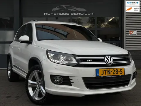 Volkswagen TIGUAN 2.0 TSI Sport&Style 4Motion R Line Trekhaak Stoelverwarming