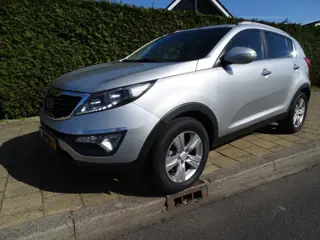KIA SPORTAGE 2.0 X-ECUTIVE PLUS Trkh-Cruise-Blth-Clima-Pdc-Leer