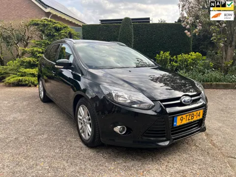 Ford Focus Wagon 1.0 Titanium, Navi, ParkPilot, Keyless, NAP, Nette auto!
