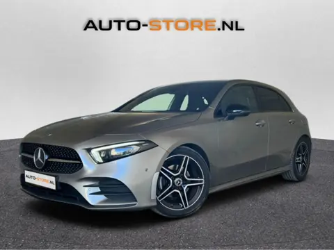 Mercedes-Benz A-klasse 180 Business Solution AMG