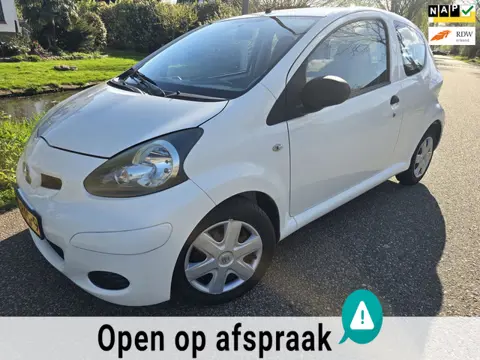 Toyota Aygo 1.0-12V Cool/Airco/APK 05-2027