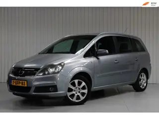 Opel Zafira 1.8 Essentia