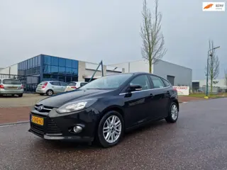 Ford Focus 1.0 EcoBoost Titanium NAVI PSENSOR CRUISE 2 X SLEUTELS