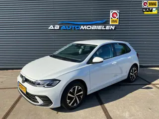 Volkswagen Polo 1.0 TSI Life PDC/ CARPLAY