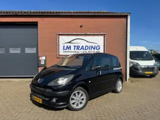 Peugeot 1007 1.4 Gentry AUTOMAAT PDC LMV TREKHAAK