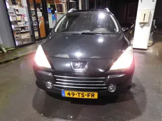 Peugeot 307 SW 2.0-16V Premium Staat in De Krim (bj 2007)