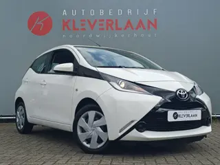 Toyota Aygo 1.0 VVT-i x-play | CRUISCONTROLE | CAMERA | AIRCO | Wij bieden ook financiering mogelijk