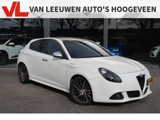 Alfa Romeo Giulietta 1.4 T Distinctive | Nieuw binnen | Cruise | Clima | Leder